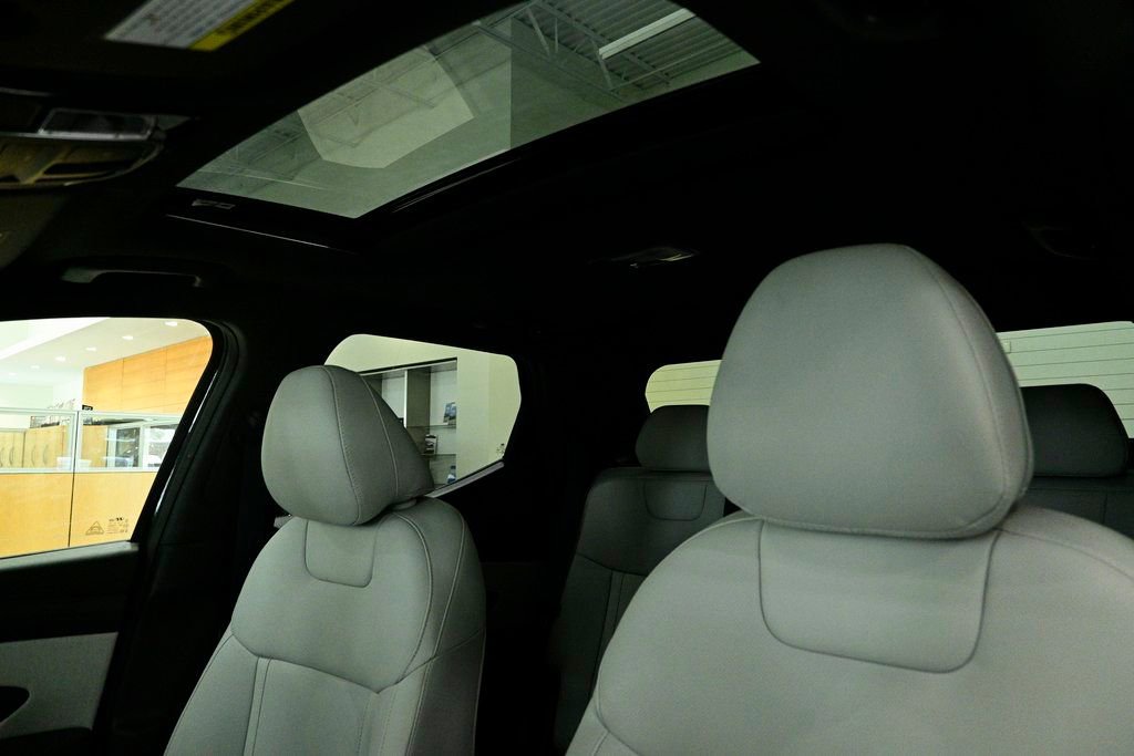 Used 2025 Hyundai Santa Cruz SEL image 20