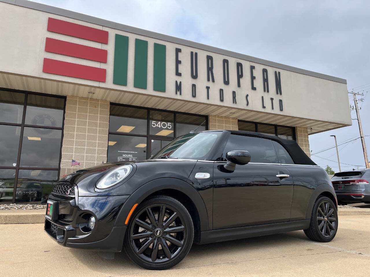 Used 2021 MINI Cooper S w/ Signature Upholstery Package FWD image 8