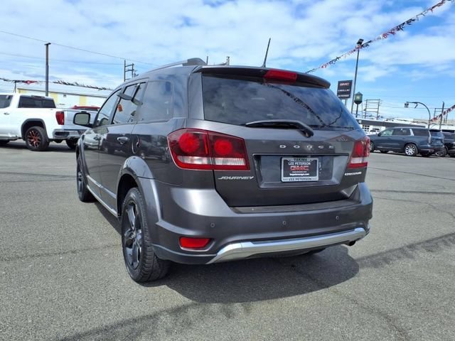 Used 2020 Dodge Journey Crossroad FWD image 4