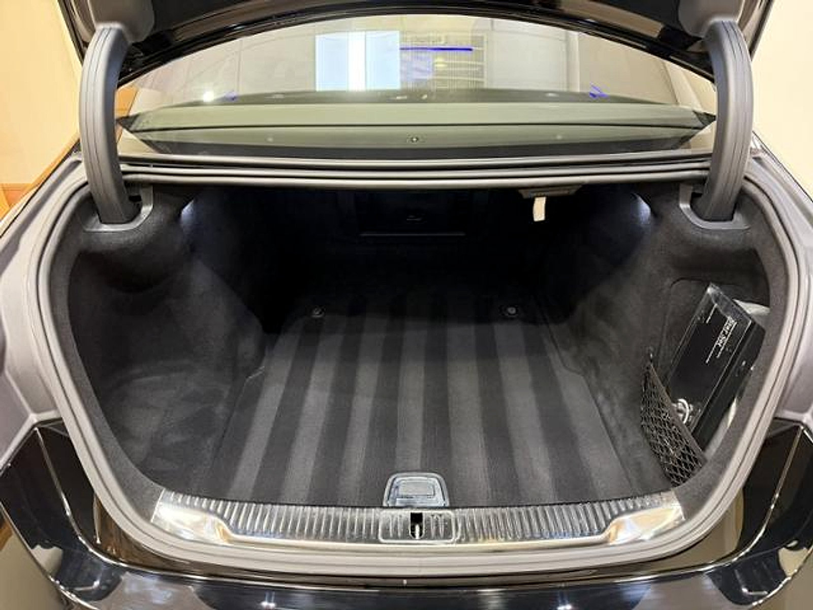 Used 2025 Mercedes-Benz S 580 4MATIC Sedan image 26
