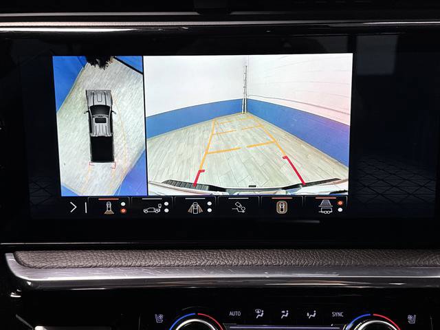 Used 2025 GMC Sierra 2500 Denali w/ Technology Package AWD/4WD image 11