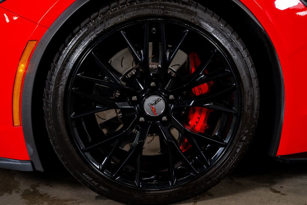 Used 2018 Chevrolet Corvette Z06 RWD image 24