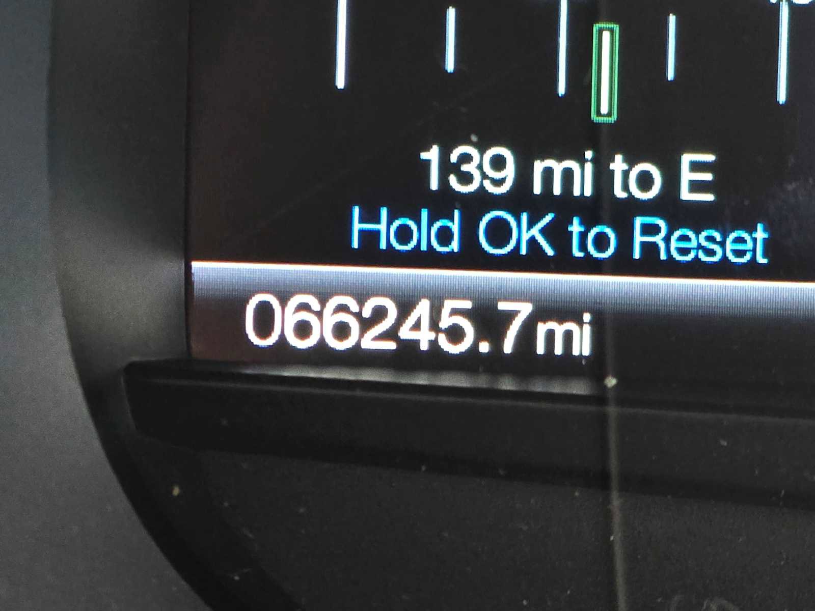 Used 2019 Ford Edge Titanium w/ Equipment Group 301A image 37