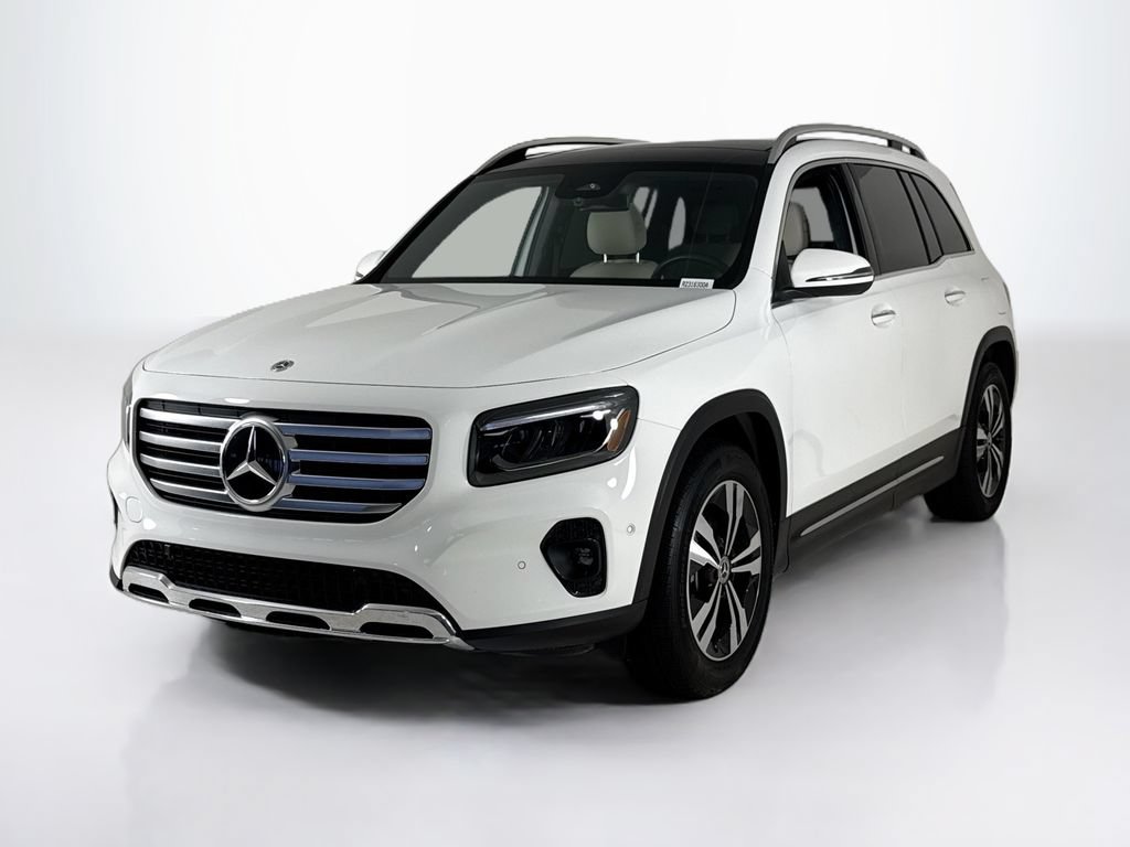 Used 2025 Mercedes-Benz GLB 250 image 1