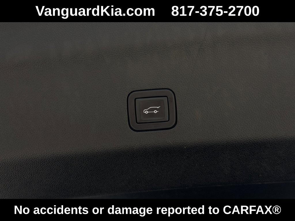 Used 2024 Chevrolet Suburban LT AWD/4WD image 37