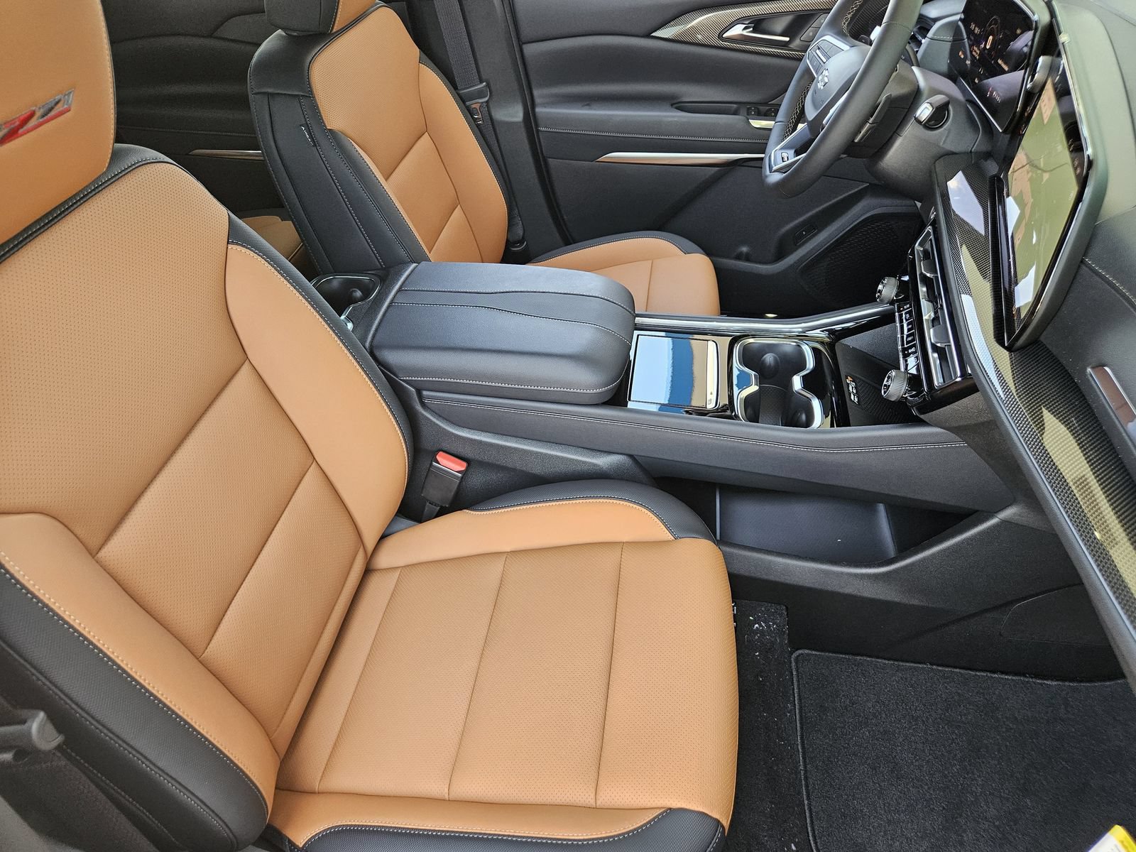 New 2027 Chevrolet Traverse Z71 w/ Driver Confidence Package AWD/4WD image 16
