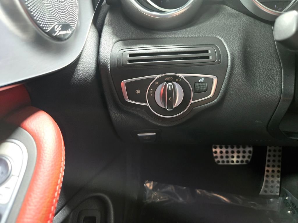 Used 2017 Mercedes-Benz C 300 4MATIC Cabriolet image 16