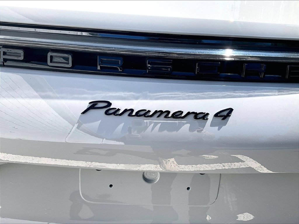 Certified 2023 Porsche Panamera 4 Platinum Edition AWD/4WD image 33