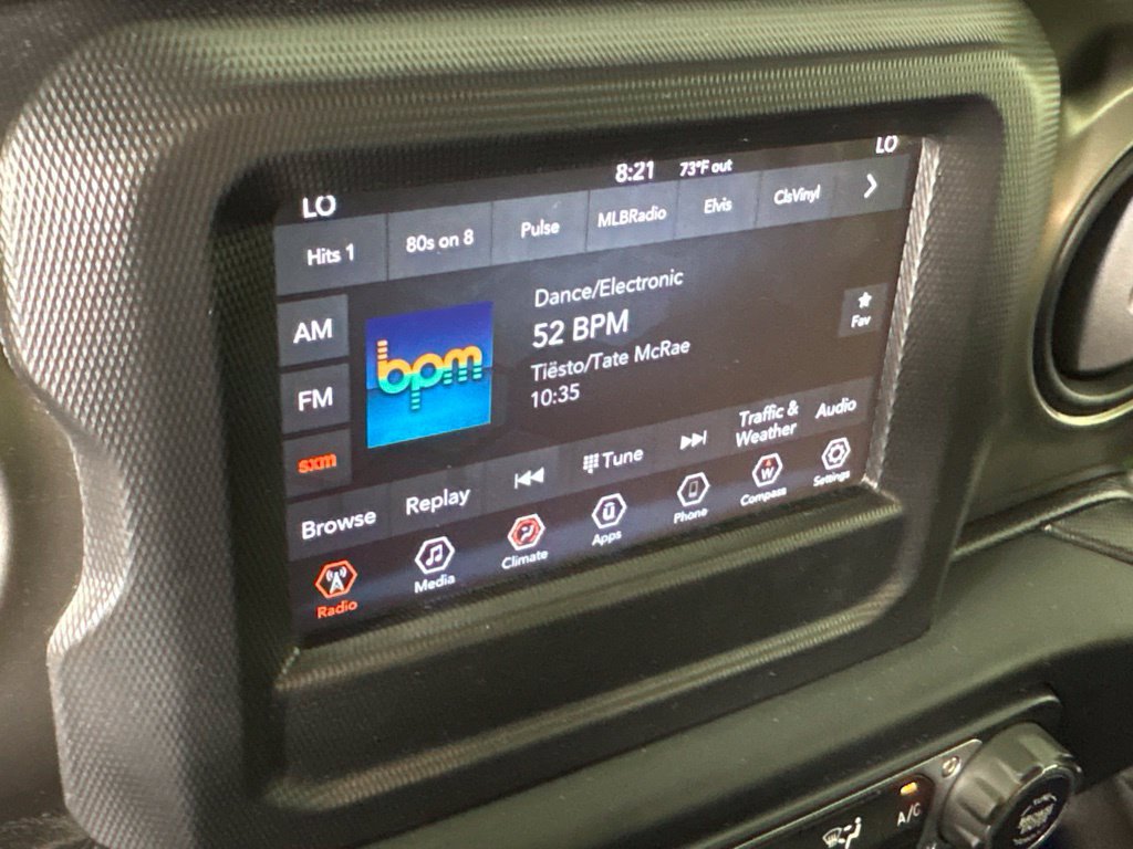 Used 2019 Jeep Wrangler Sport AWD/4WD image 32