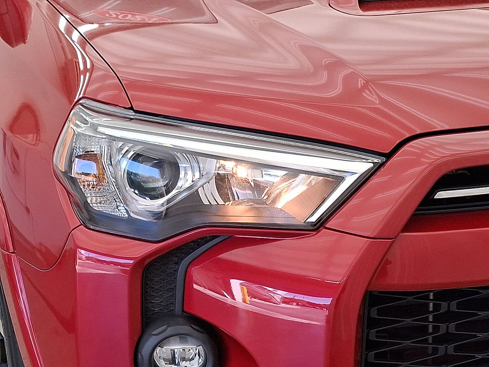 Certified 2024 Toyota 4Runner TRD Off-Road AWD/4WD image 28
