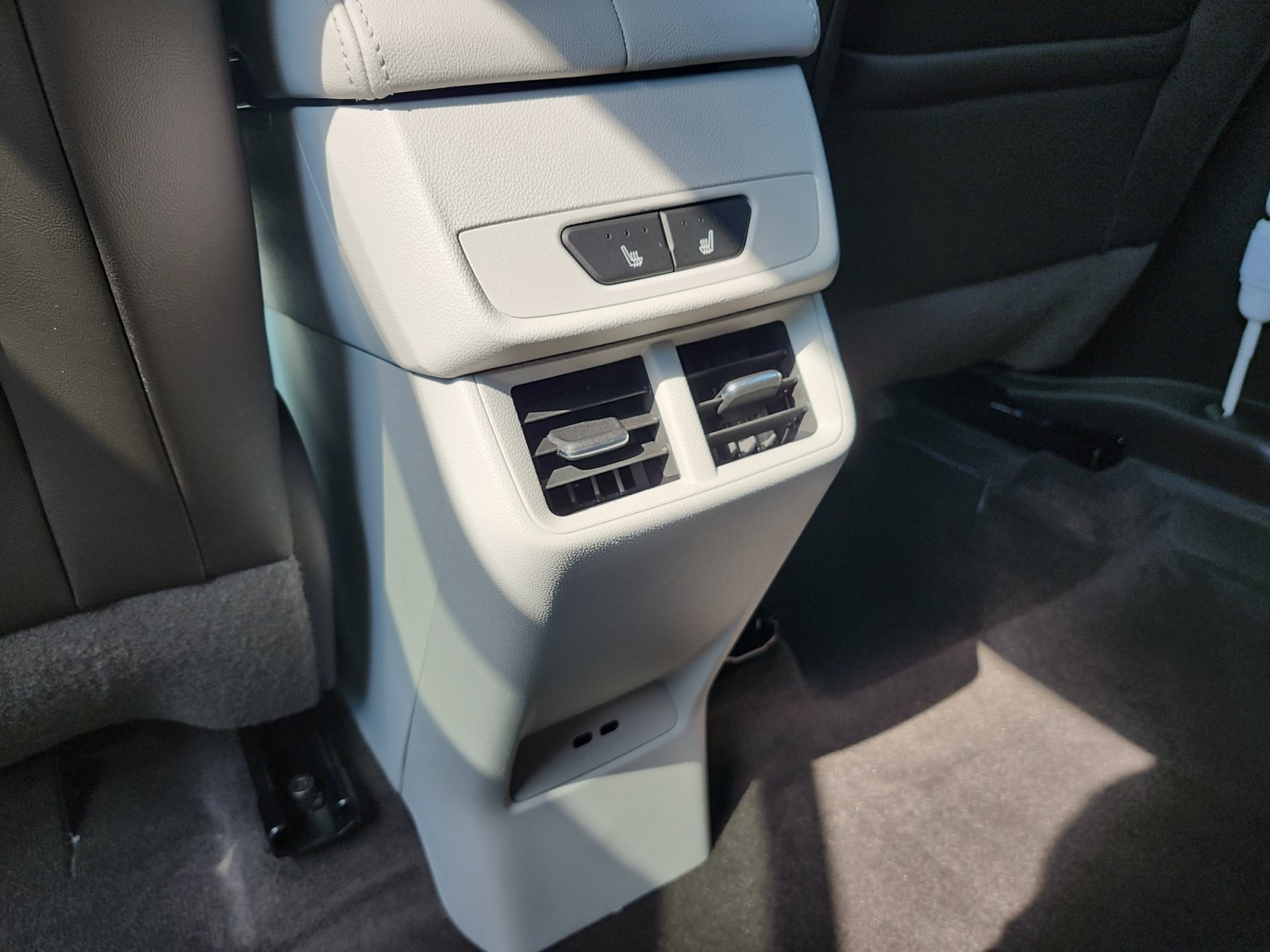Used 2026 GMC Terrain Denali AWD/4WD image 14