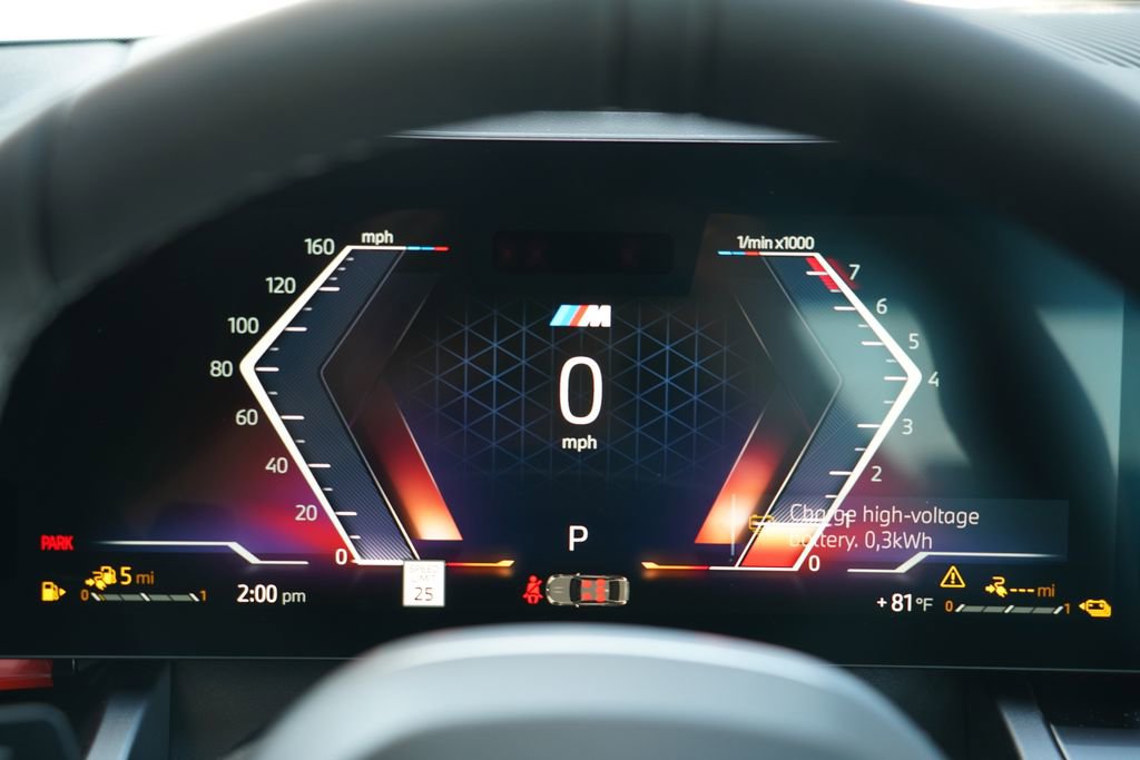 New 2026 BMW 550e xDrive w/ Executive Package AWD/4WD image 18