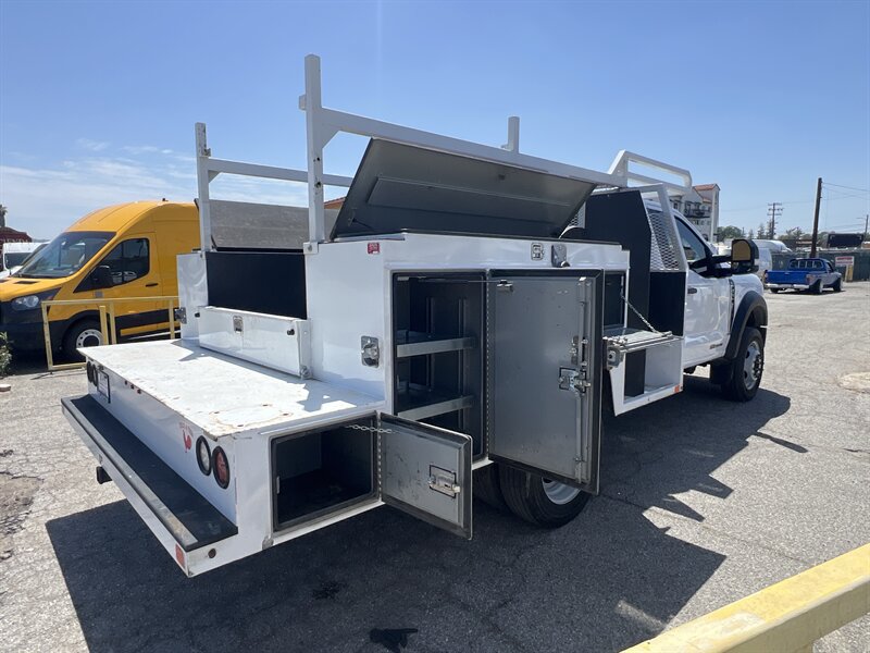 Used 2023 Ford F550 Luxury RWD image 10