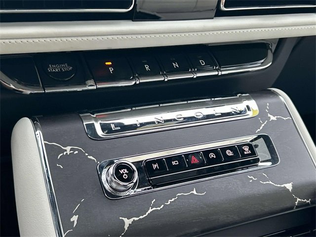 New 2026 Lincoln Aviator Black Label w/ Jet Appearance Package image 30