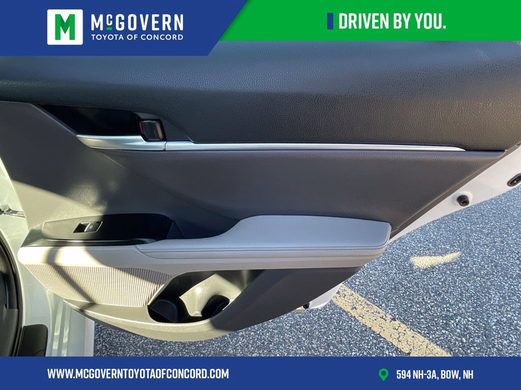 Used 2019 Toyota Camry XLE FWD image 34