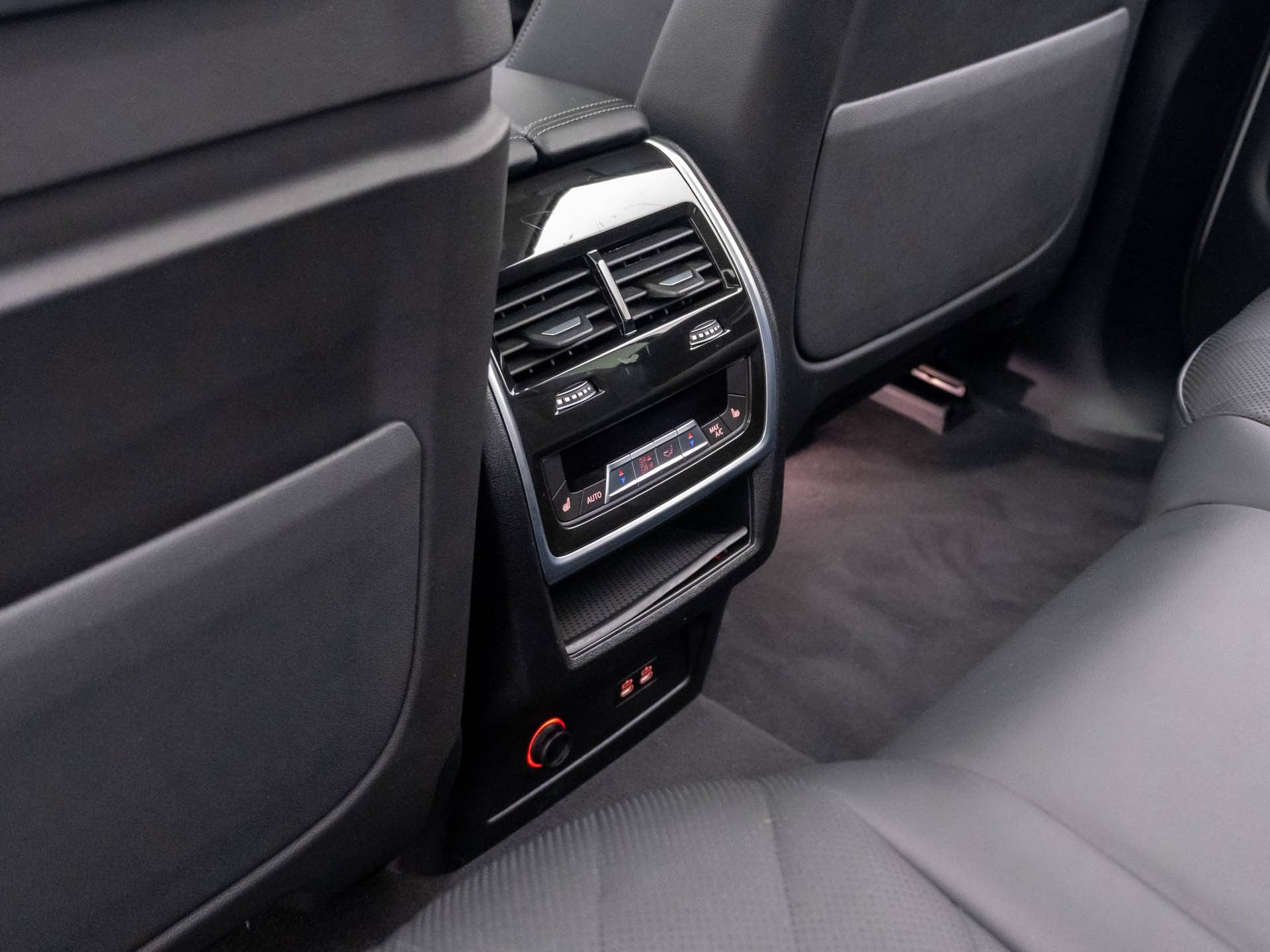 Certified 2026 BMW X7 xDrive40i AWD/4WD image 17
