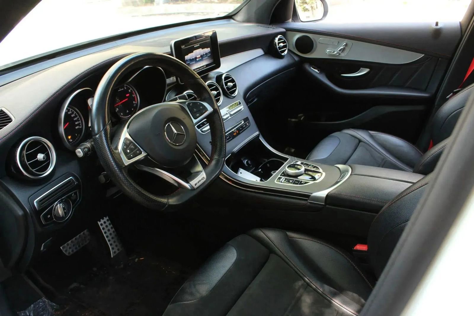 Used 2019 Mercedes-Benz GLC 43 AMG 4MATIC image 31