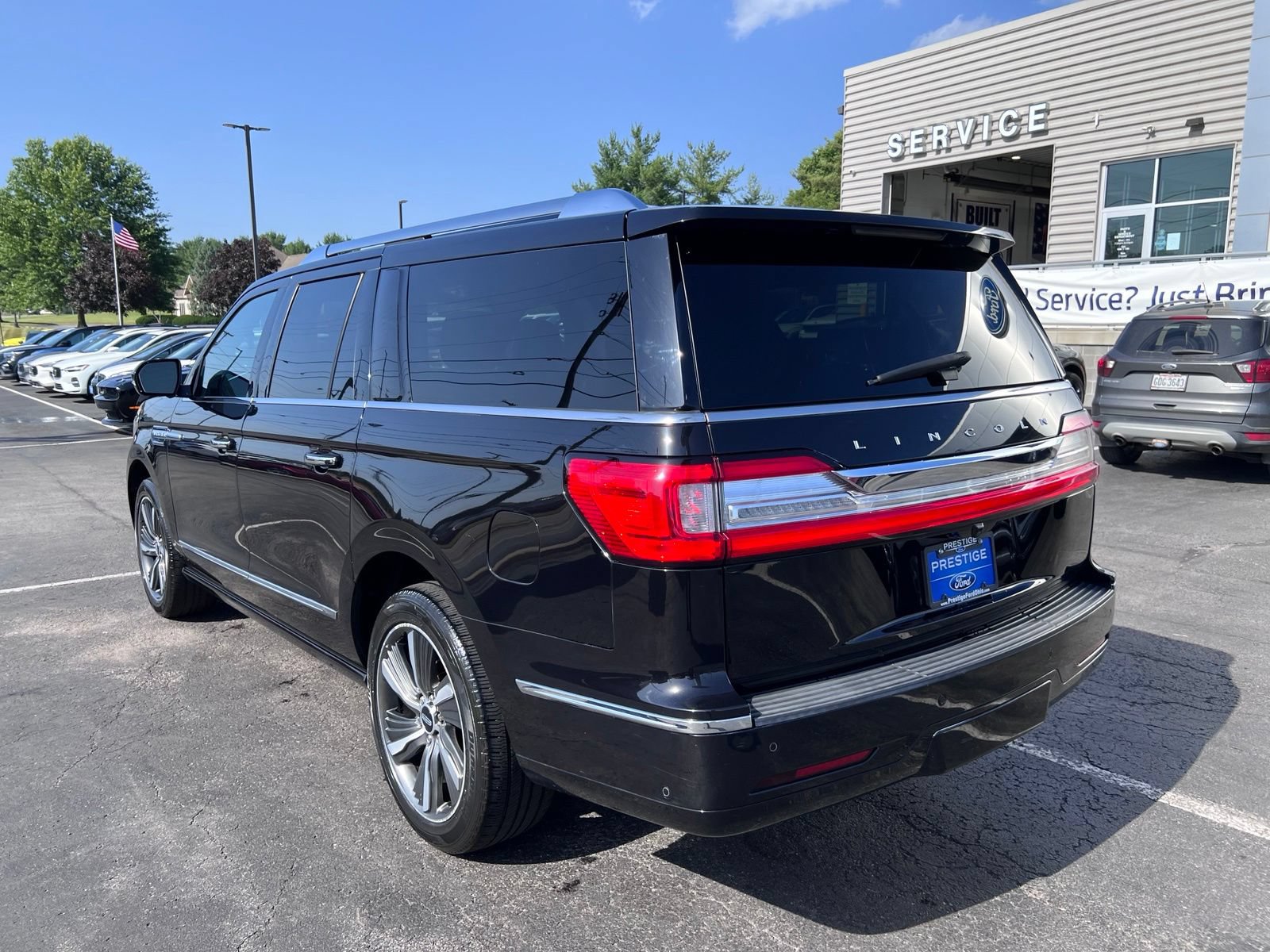 Used 2019 Lincoln Navigator L Reserve AWD/4WD image 5