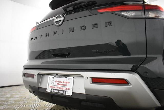 Certified 2024 Nissan Pathfinder SL w/ Black Appearance Package image 45