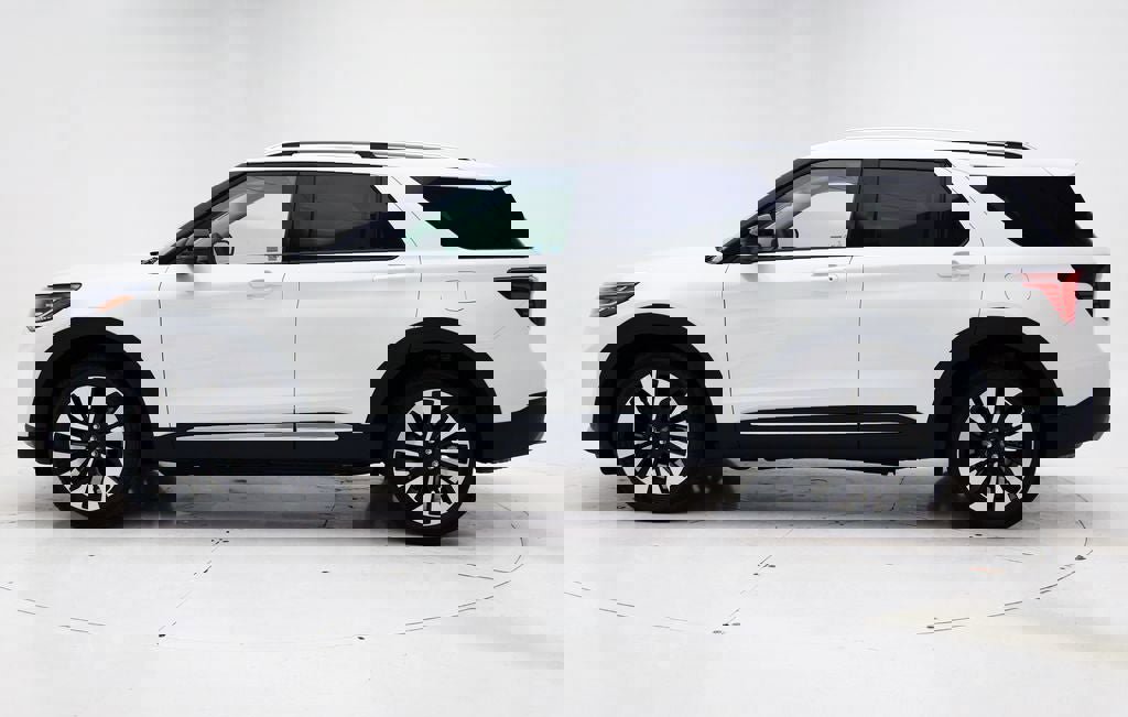 Used 2026 Ford Explorer Platinum w/ LUX Leather Package image 5