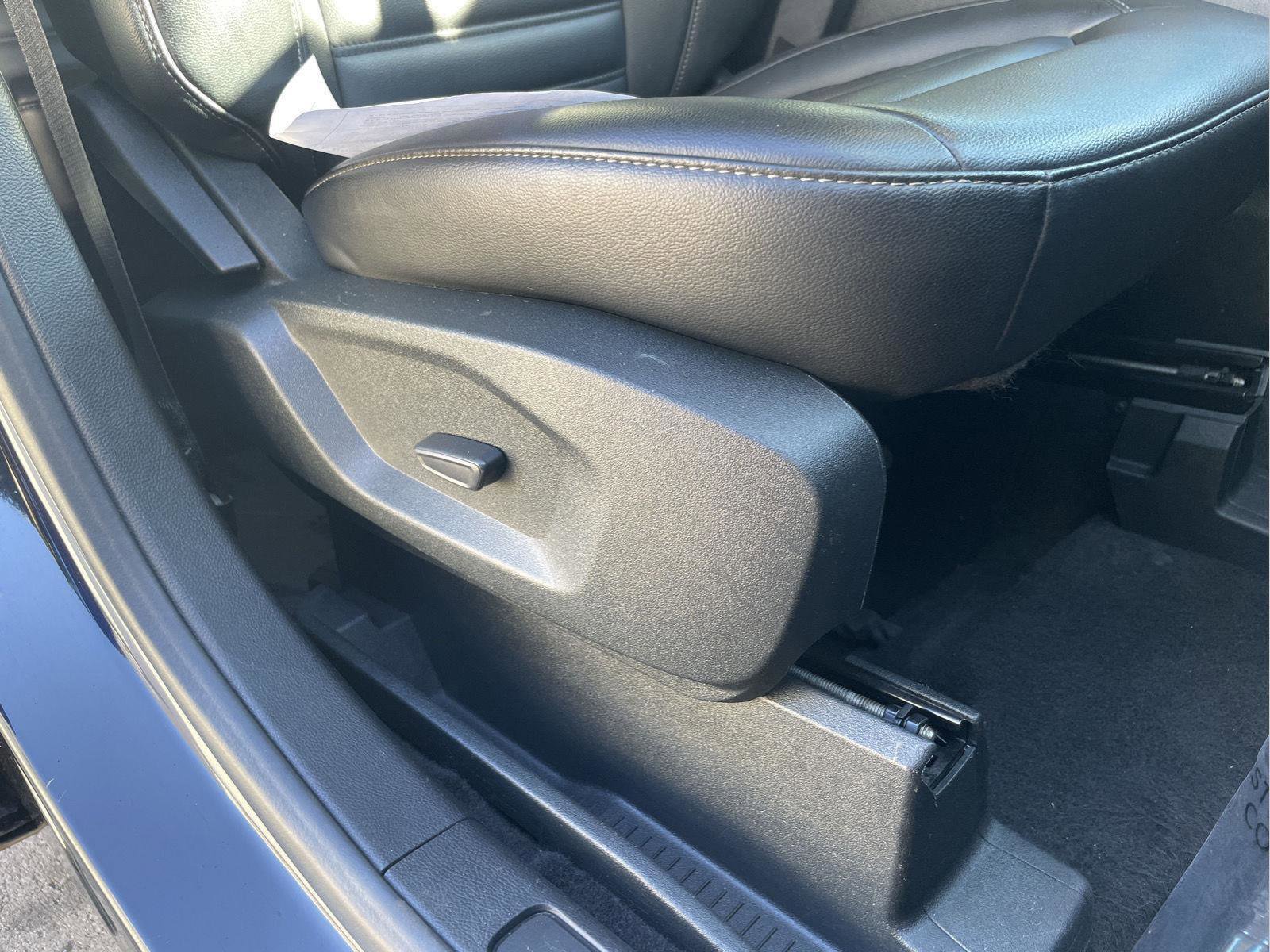 Used 2022 Ford Edge SEL image 24