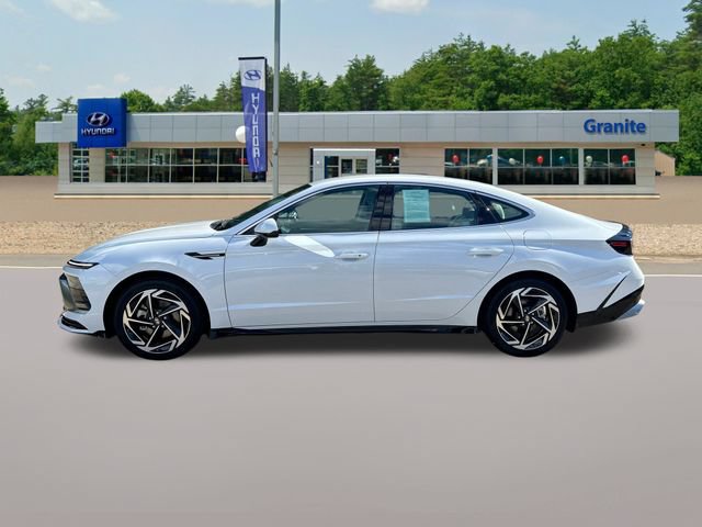 Used 2026 Hyundai Sonata SEL FWD image 10
