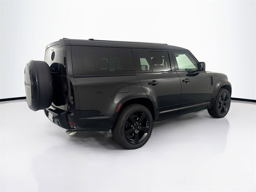 New 2026 Land Rover Defender 130 V8 image 5