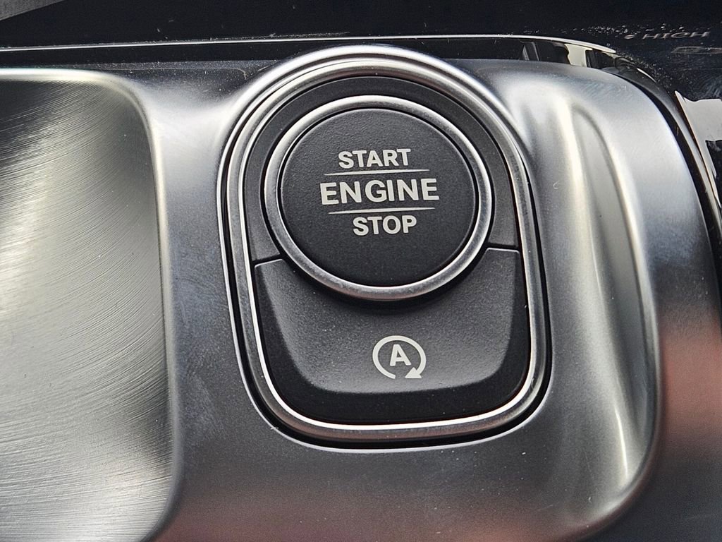 New 2026 Mercedes-Benz GLB 250 4MATIC image 26