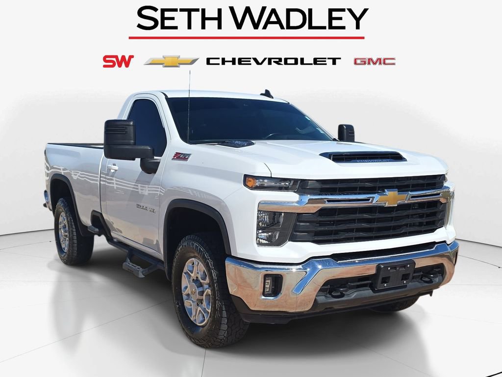 Used 2024 Chevrolet Silverado 2500 LT w/ Convenience Package image 1