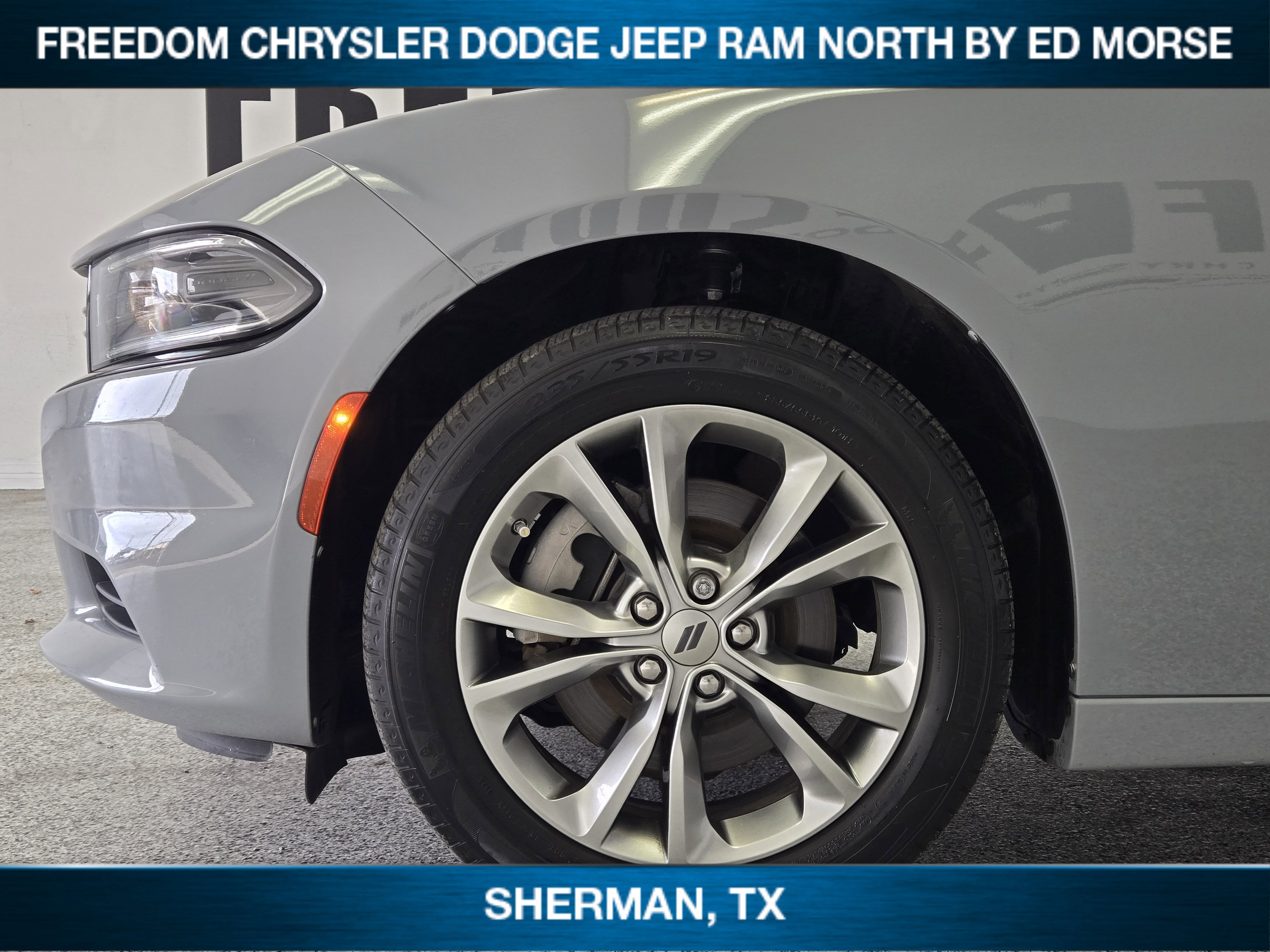 Certified 2022 Dodge Charger SXT w/ Navigation & Travel Group image 6