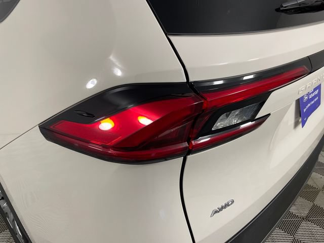 Used 2024 Toyota Grand Highlander AWD image 19