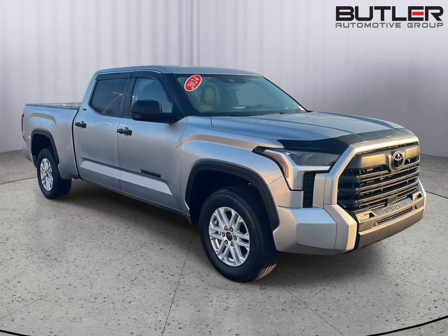 Used 2024 Toyota Tundra SR5 AWD/4WD image 8