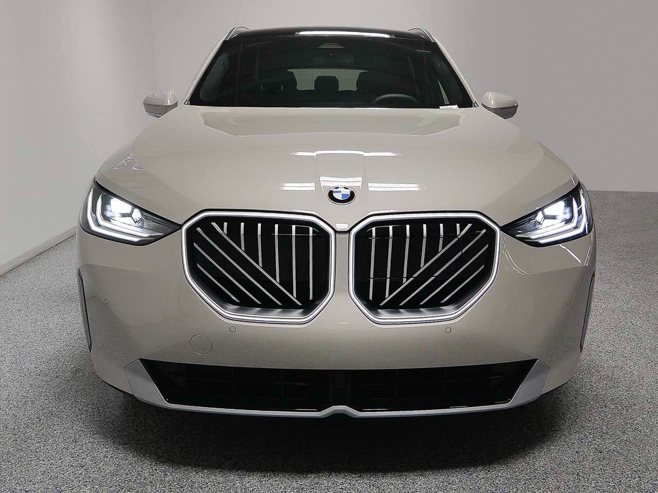 Used 2026 BMW X3 xDrive30 AWD/4WD image 2