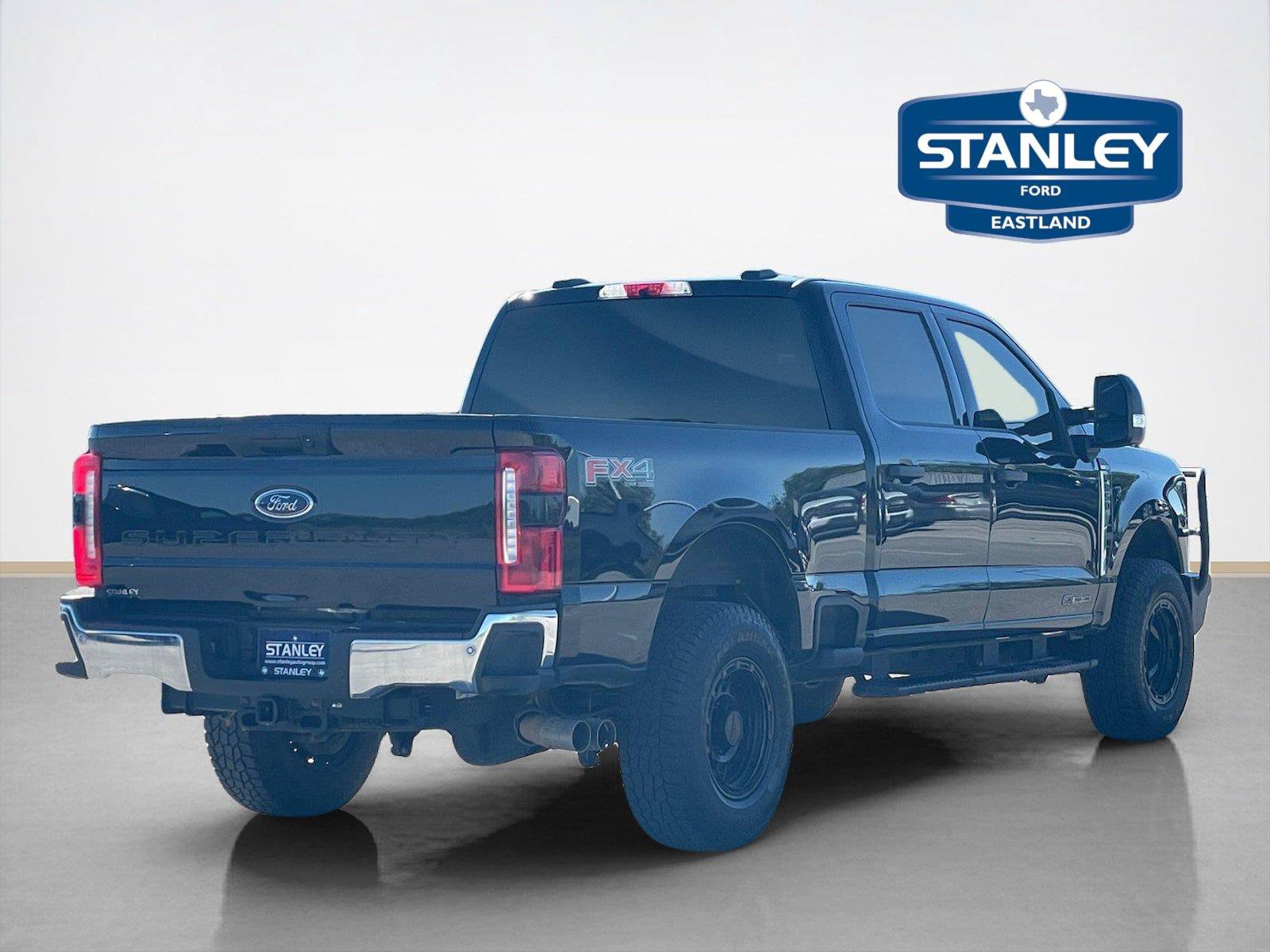 Used 2024 Ford F350 XLT w/ 360-Degree Camera Package AWD/4WD image 11