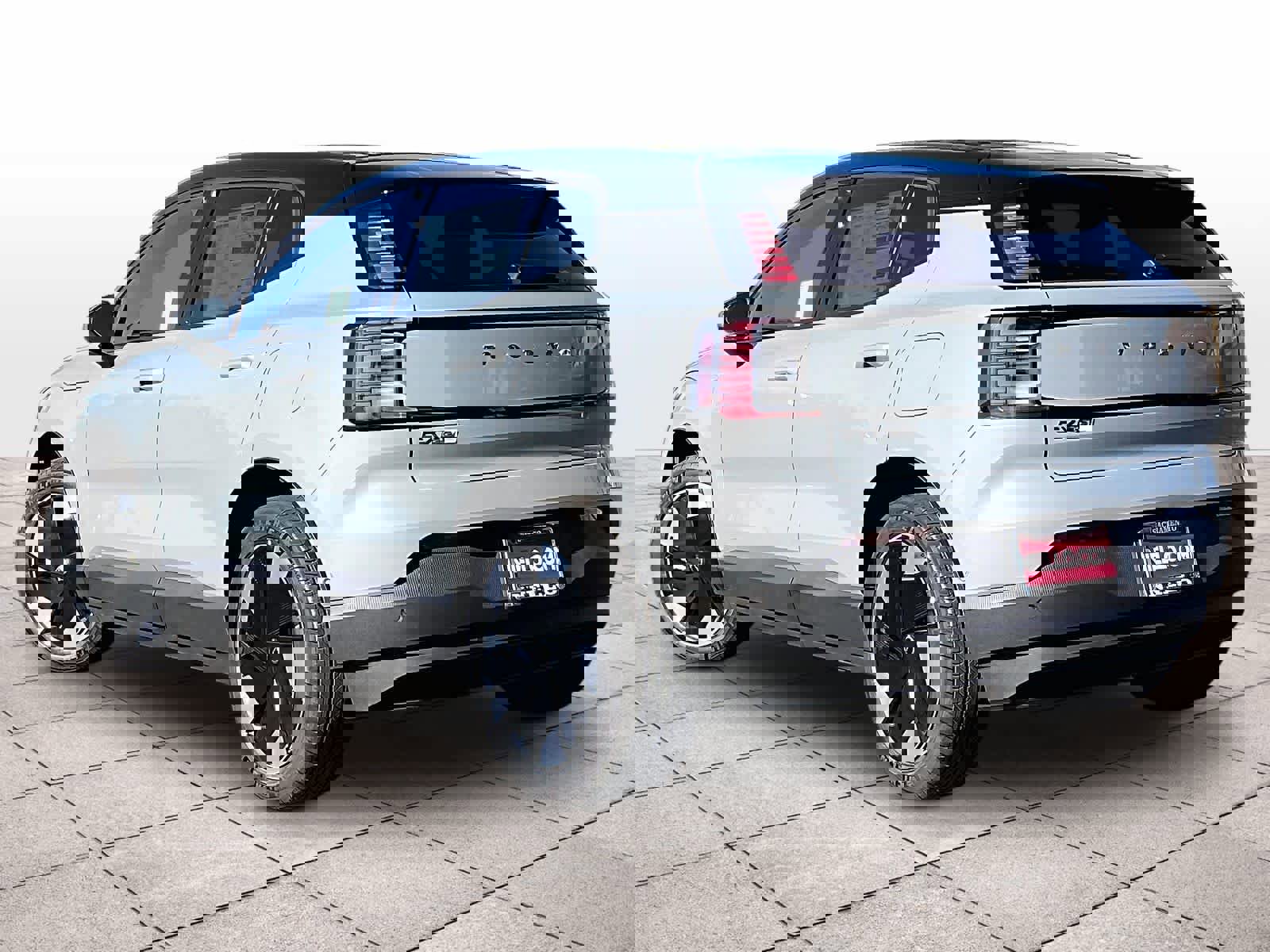 New 2026 Volvo EX30 Ultra w/ Protection Package Premier image 3