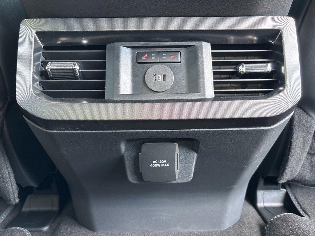 New 2026 Ford F250 Platinum w/ FX4 Off-Road Package image 16