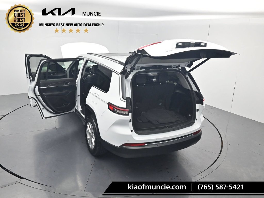 Used 2023 Jeep Grand Cherokee L Limited AWD/4WD image 63