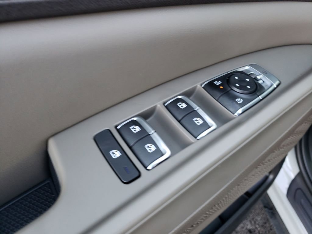 New 2026 Kia Carnival EX FWD image 18