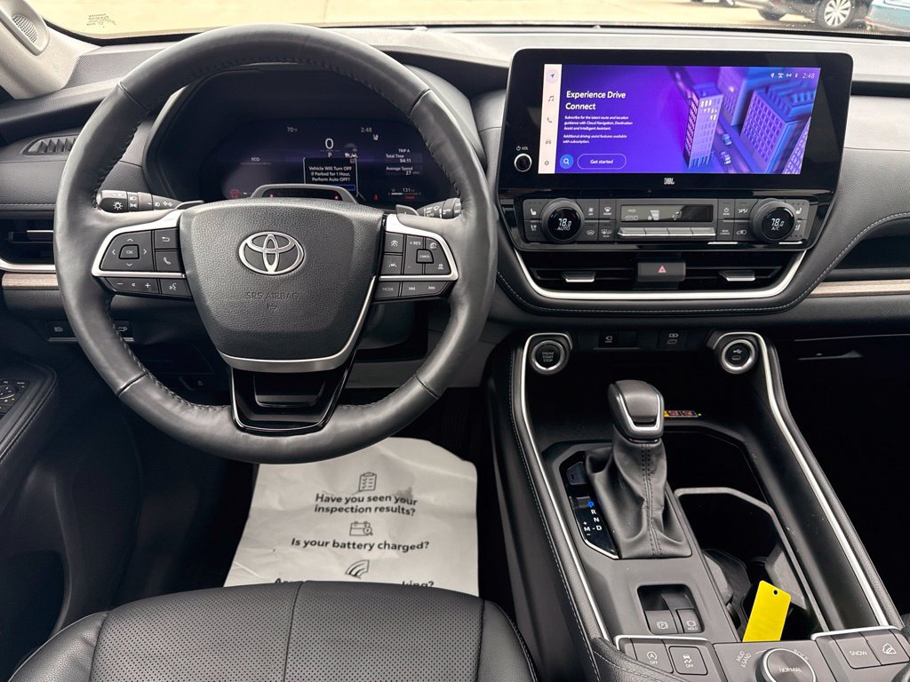 Certified 2024 Toyota Grand Highlander AWD image 12