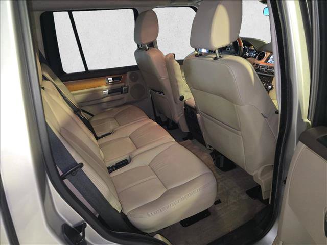 Used 2015 Land Rover LR4 HSE LUX AWD/4WD image 11