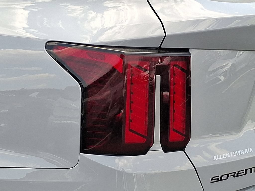 Certified 2025 Kia Sorento X-Line EX AWD/4WD image 10