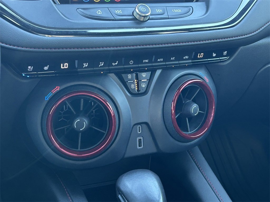 Used 2022 Chevrolet Blazer RS w/ Enhanced Convenience Package image 40