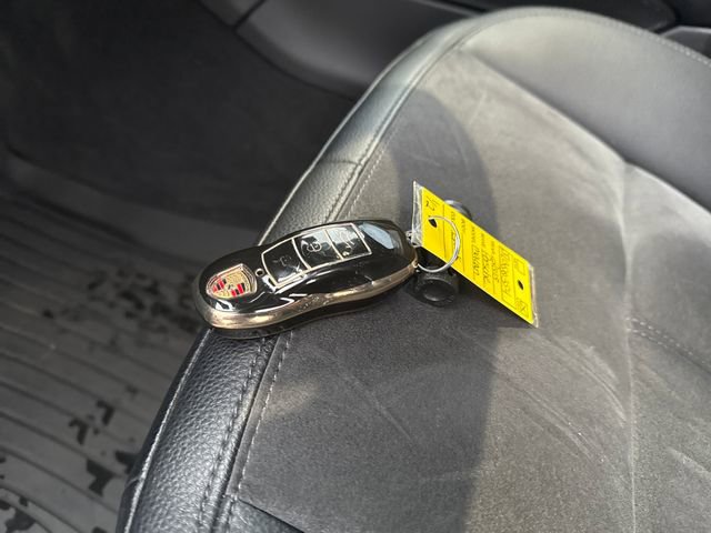 Used 2018 Porsche Macan Sport Edition image 52