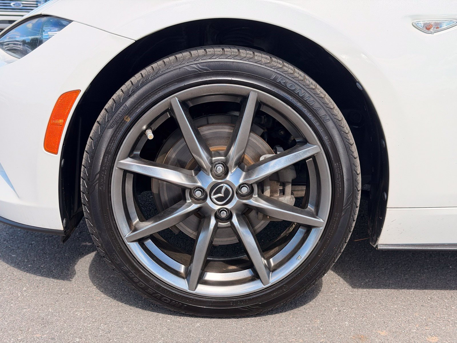 Used 2018 MAZDA MX-5 Miata RF Grand Touring RWD image 23