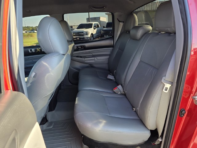 Used 2014 Toyota Tacoma PreRunner w/ TRD Sport Package RWD image 14