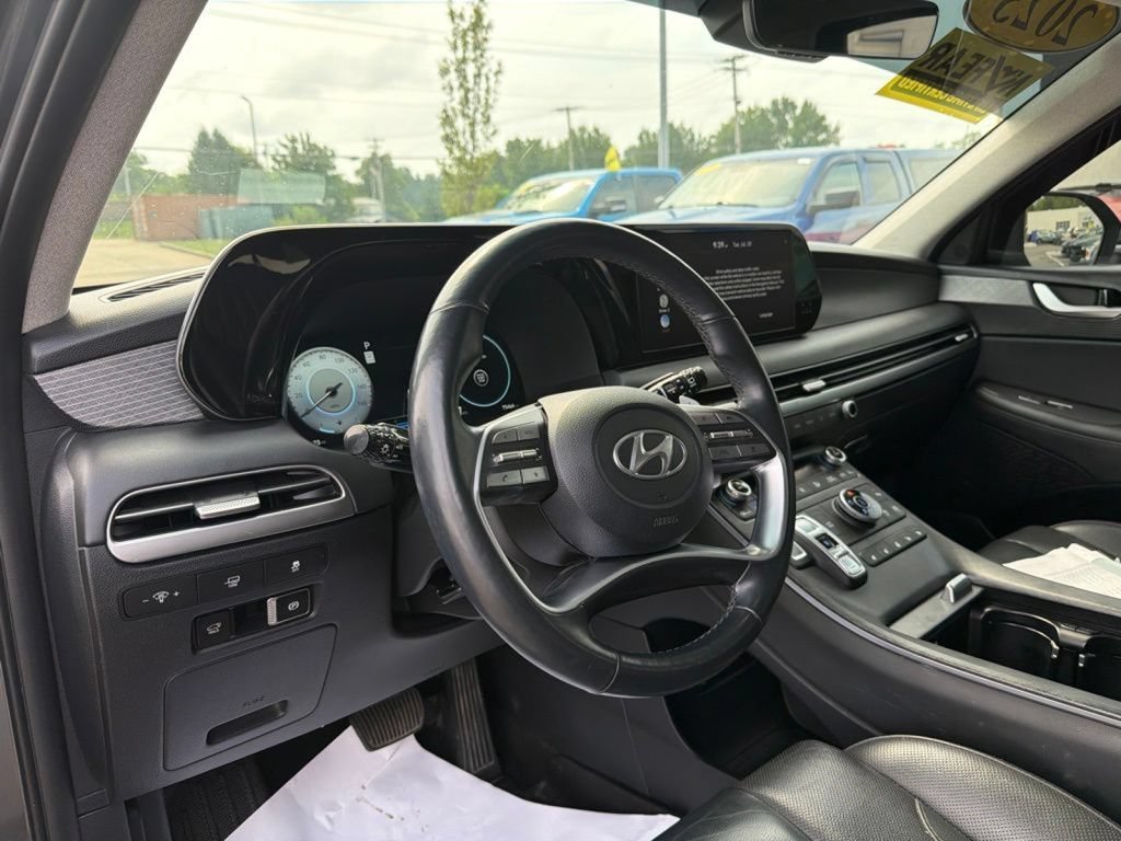 Used 2023 Hyundai Palisade Limited AWD/4WD image 18