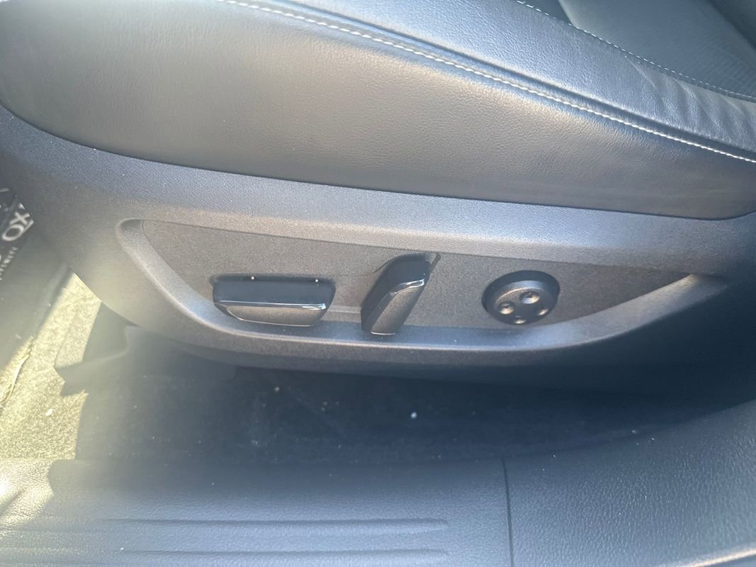 Used 2022 INFINITI QX50 Luxe image 12