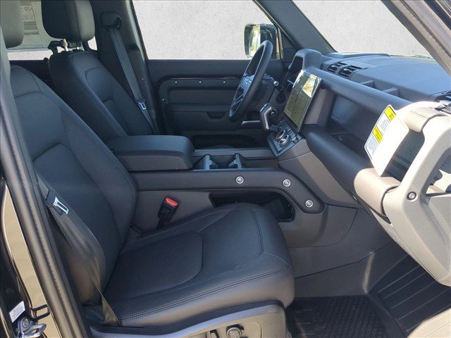 New 2026 Land Rover Defender 110 X-Dynamic SE AWD/4WD image 19