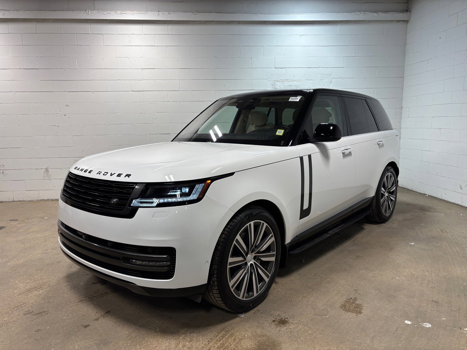 Used 2023 Land Rover Range Rover SE