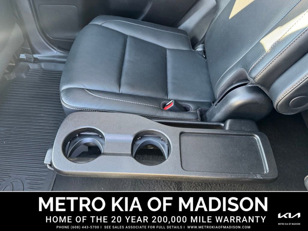 Used 2019 Toyota Highlander Limited Platinum image 25